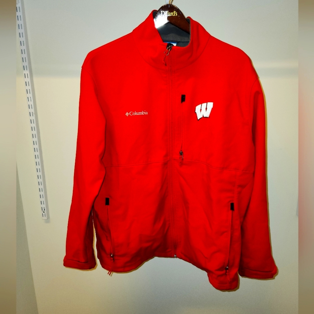 University of Wisconsin Badgers Columbia Running Jacket XXL